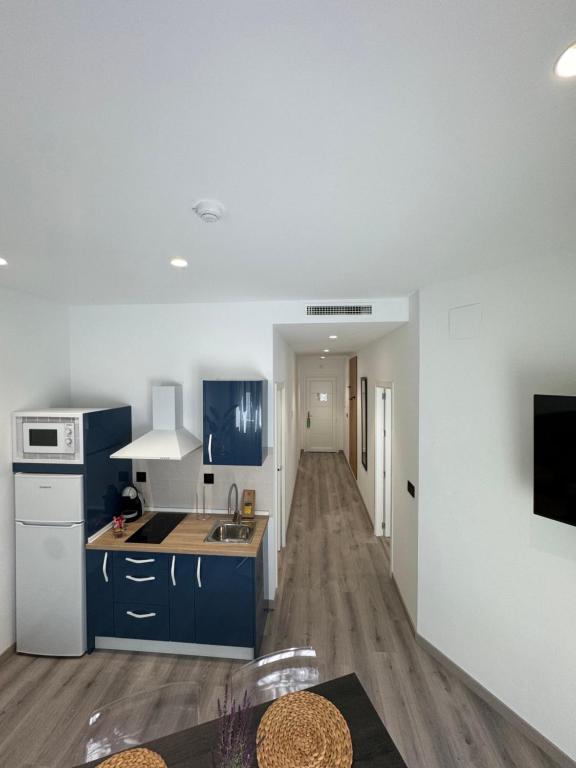 VillaRoygar - Two-Bedroom Deluxe Apartment
