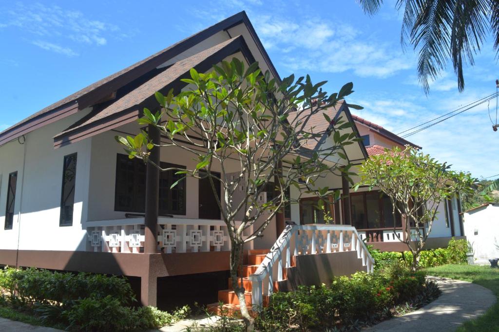 Lanta IL Mare Beach Resort - 16