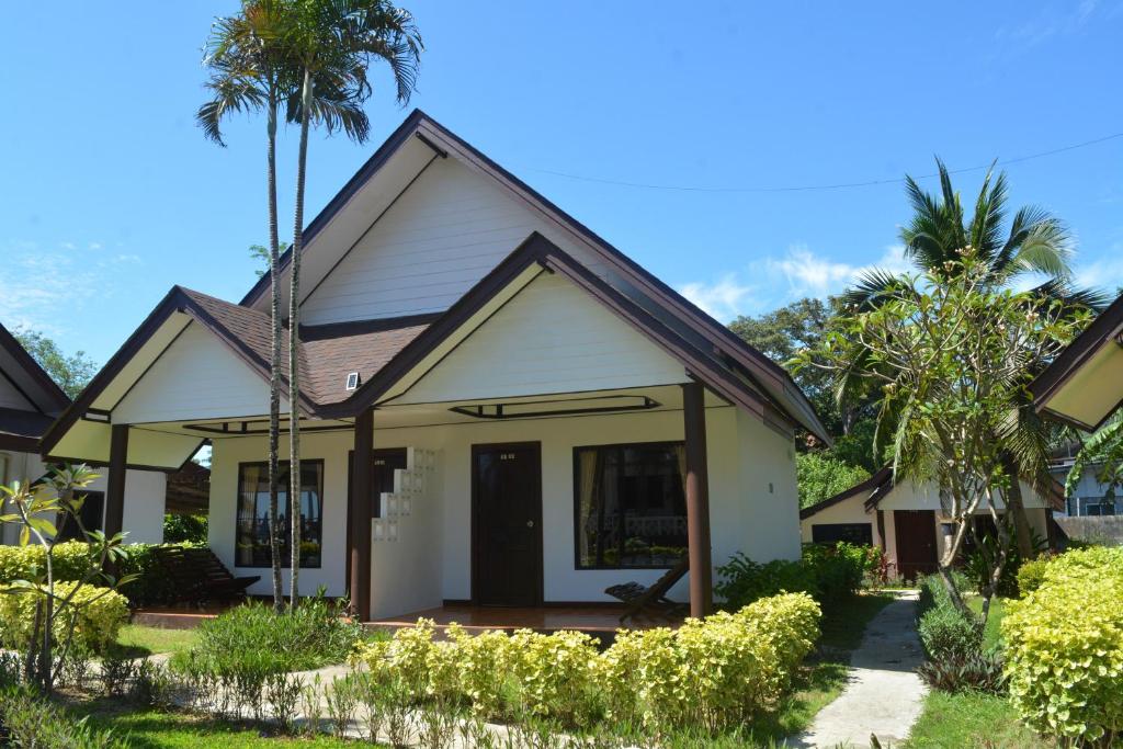 Lanta IL Mare Beach Resort - 7