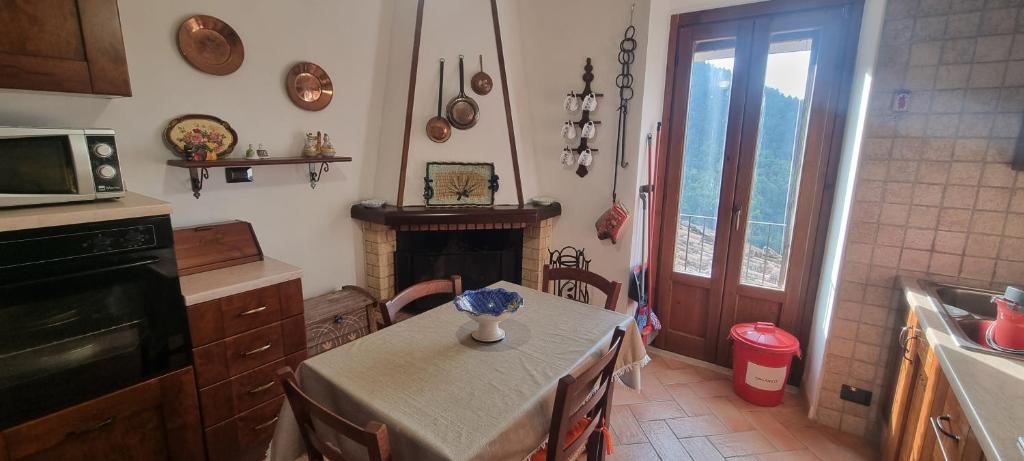 Kuchyň nebo kuchyňský kout v ubytování Casa Alessandro