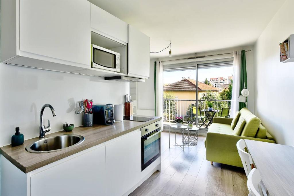 Villeurbanne La Doua - INSA - CESI - Studio With Balcony