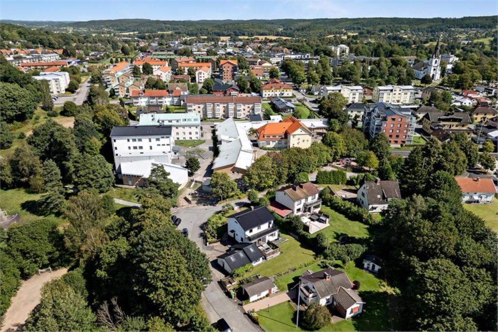 Nespecifikovaný výhled na destinaci Kinna nebo výhled na město při pohledu z apartmánu