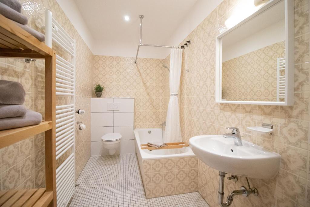 Fabryshof im Felsenland Südeifel und Mullerthal - Apartamento De Dos Dormitorios Con Balcón