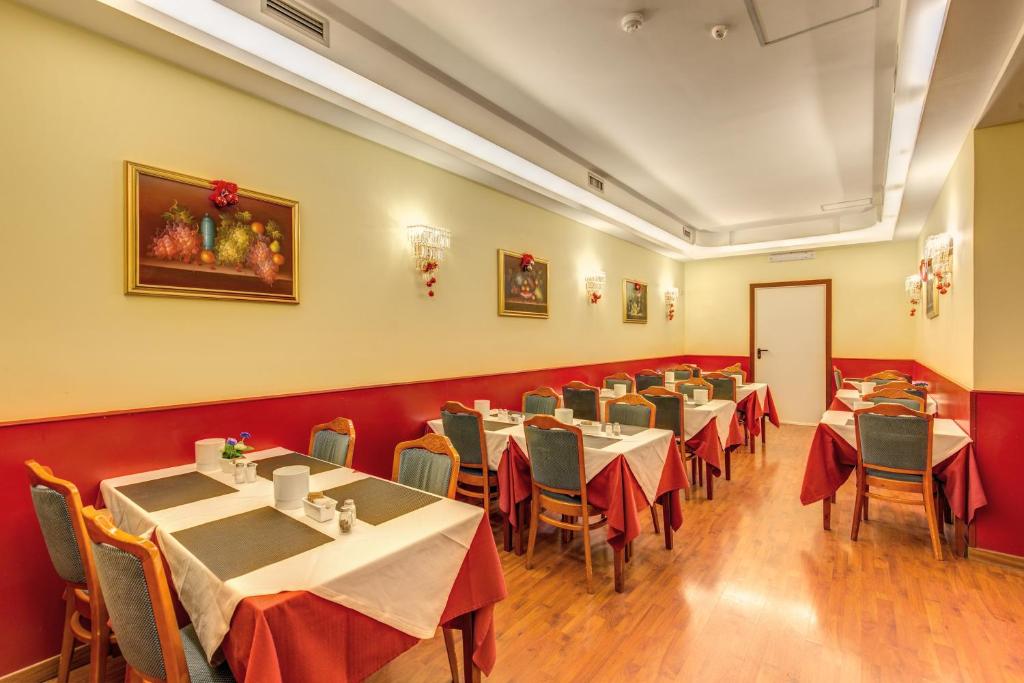 Restaurace v ubytování Hotel Impero