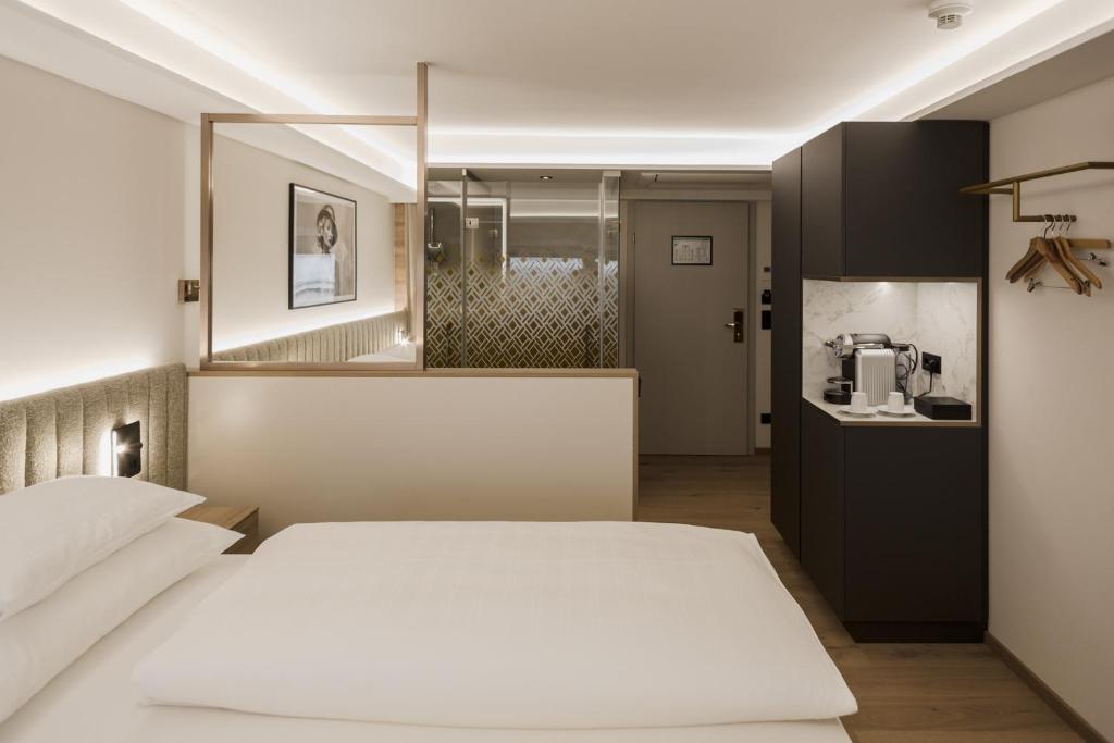 Hotel Schwarzer Bär - Resim 18