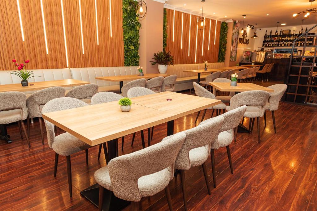 Restaurace v ubytování Hotel Libertador