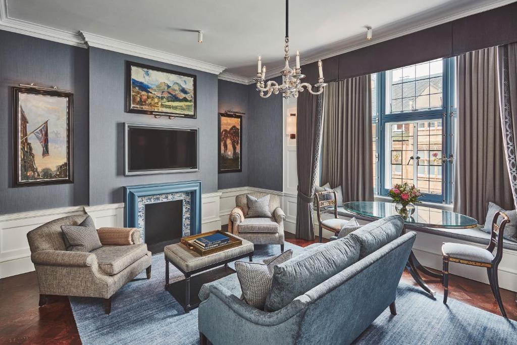 The Connaught, Maybourne Hotel Collection - Grosvenor Suite