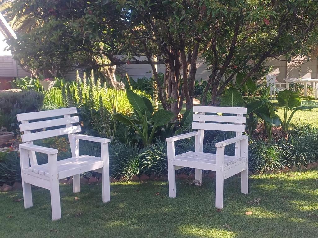 Vườn quanh Ceelee's Place