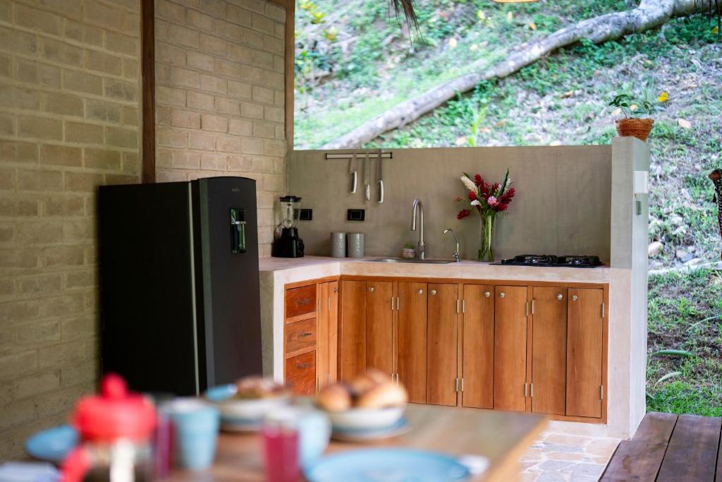 Kuchyň nebo kuchyňský kout v ubytování Canto Tayrona Ecolodges