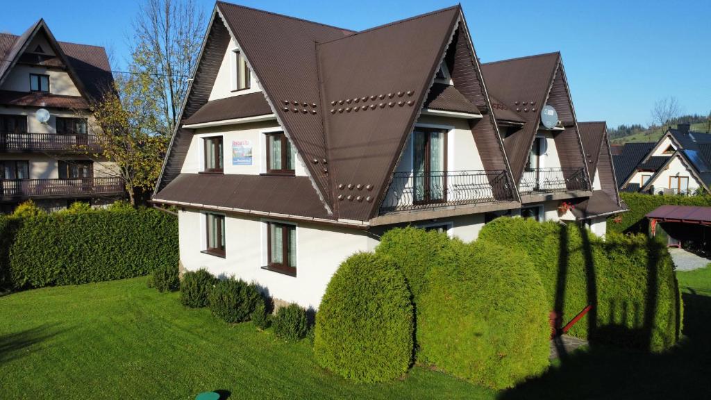 Το κτήριο όπου στεγάζεται  το κατάλυμα σε φάρμα