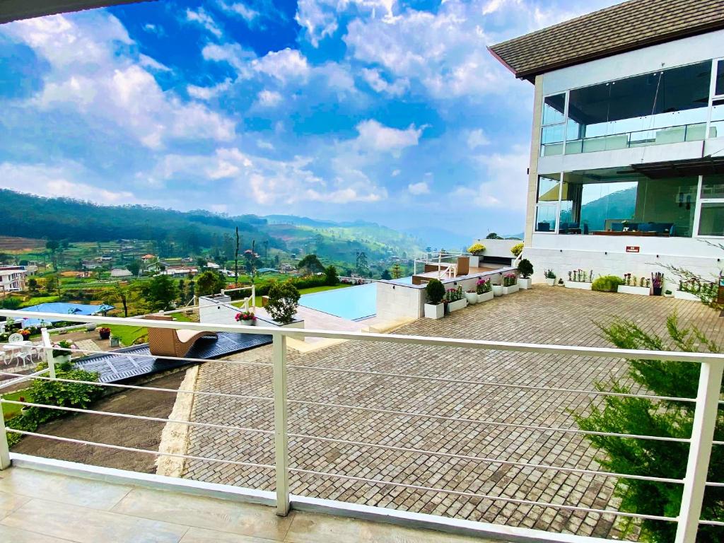 Hilldale Retreat - 7