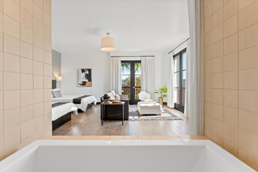 Hotel Casa 425 + Lounge, A Four Sisters Inn - 