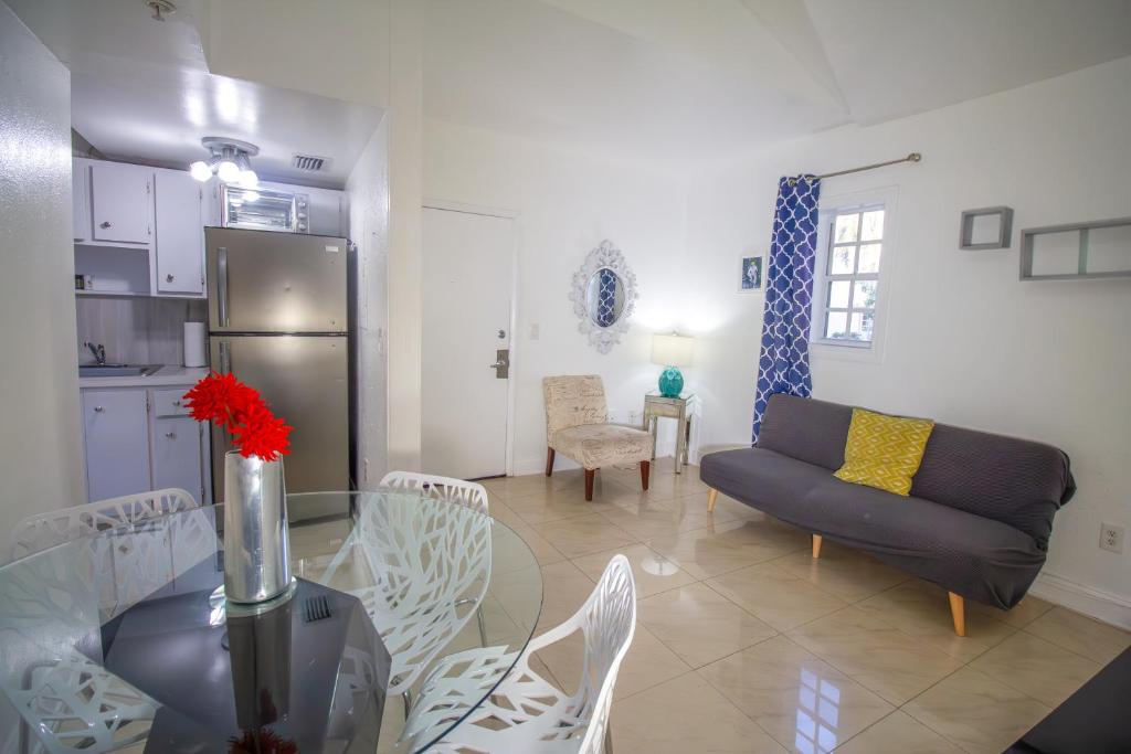 Hispaniola Apartments Part of the Oasis Casita Collection - One-Bedroom Apartment