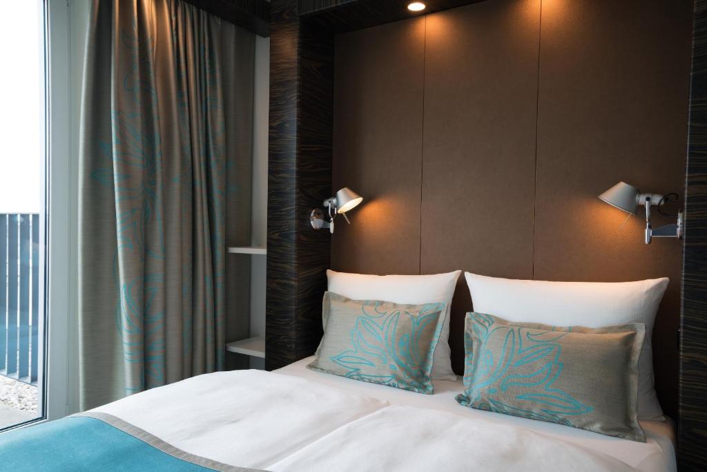 Motel One Berlin-Tiergarten - Resim 36