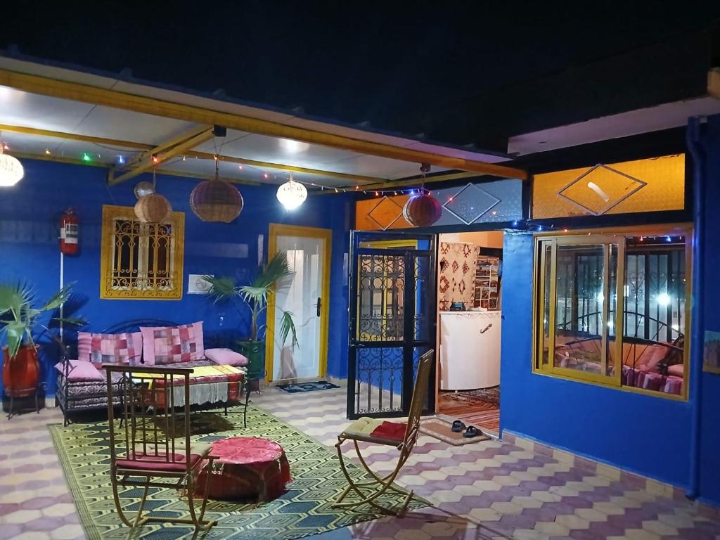 Area soggiorno di Riad dar sahrawi