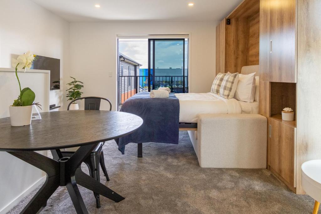 Studio near Hospital with Balcony - Resim 4