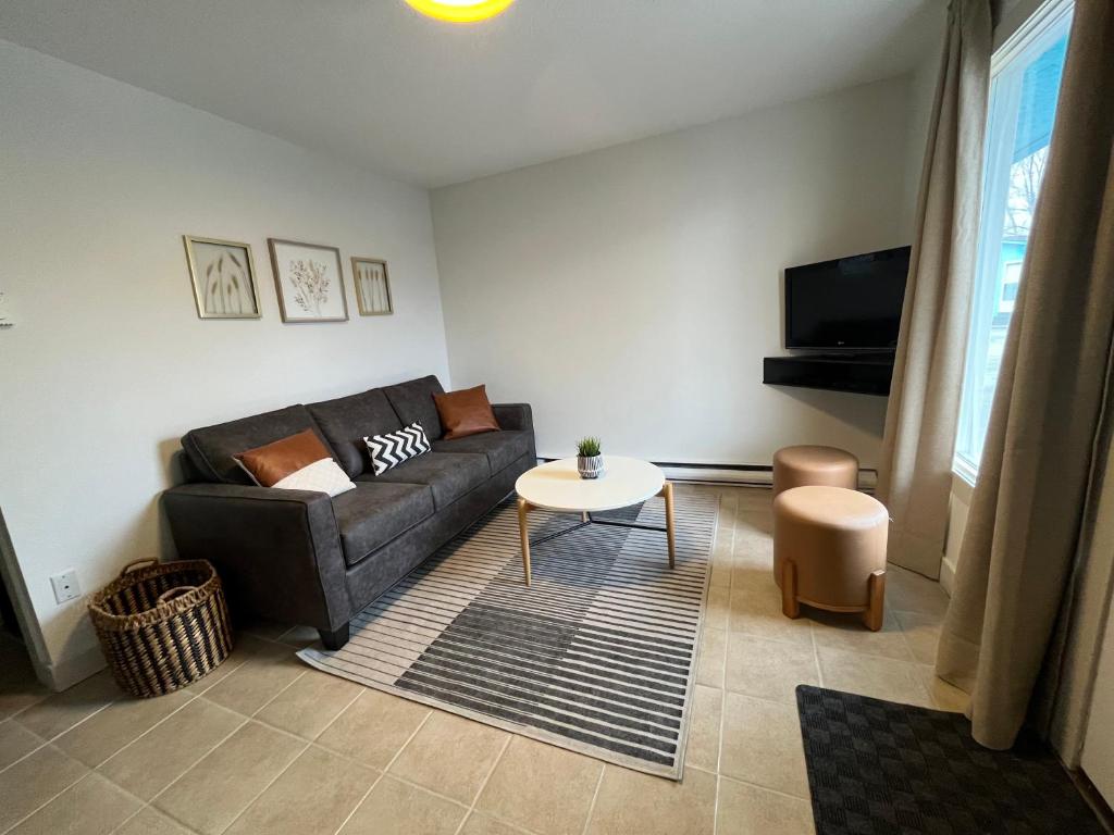 Beachfront · Private Beach Lakeside Villa & Nordic Spa - Suite Deluxe
