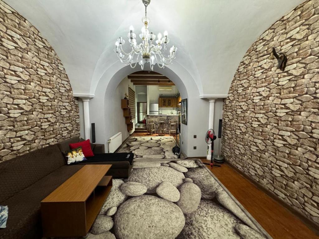 فضای داخلی Custom designed apartment in the heart of Baku در باکو - تصویر ۳