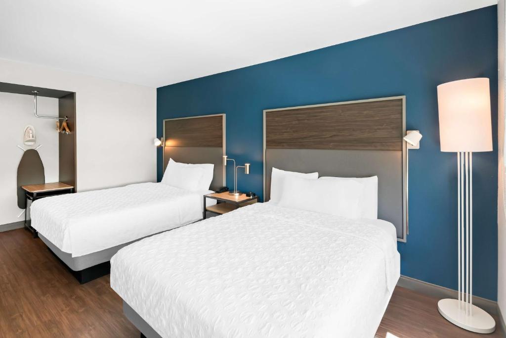 Postel nebo postele na pokoji v ubytování Tru By Hilton Spokane Valley, Wa