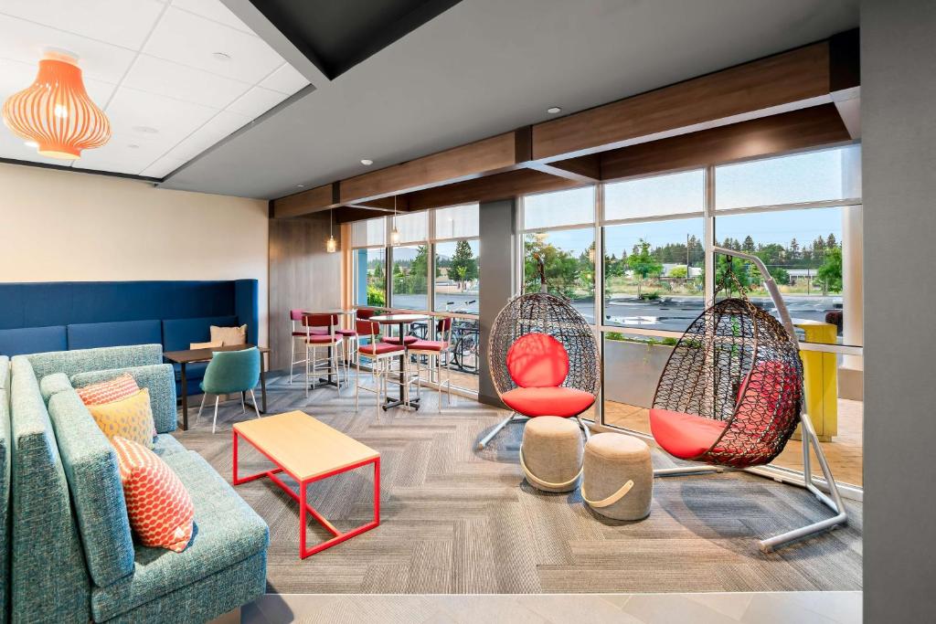 Posezení v ubytování Tru By Hilton Spokane Valley, Wa