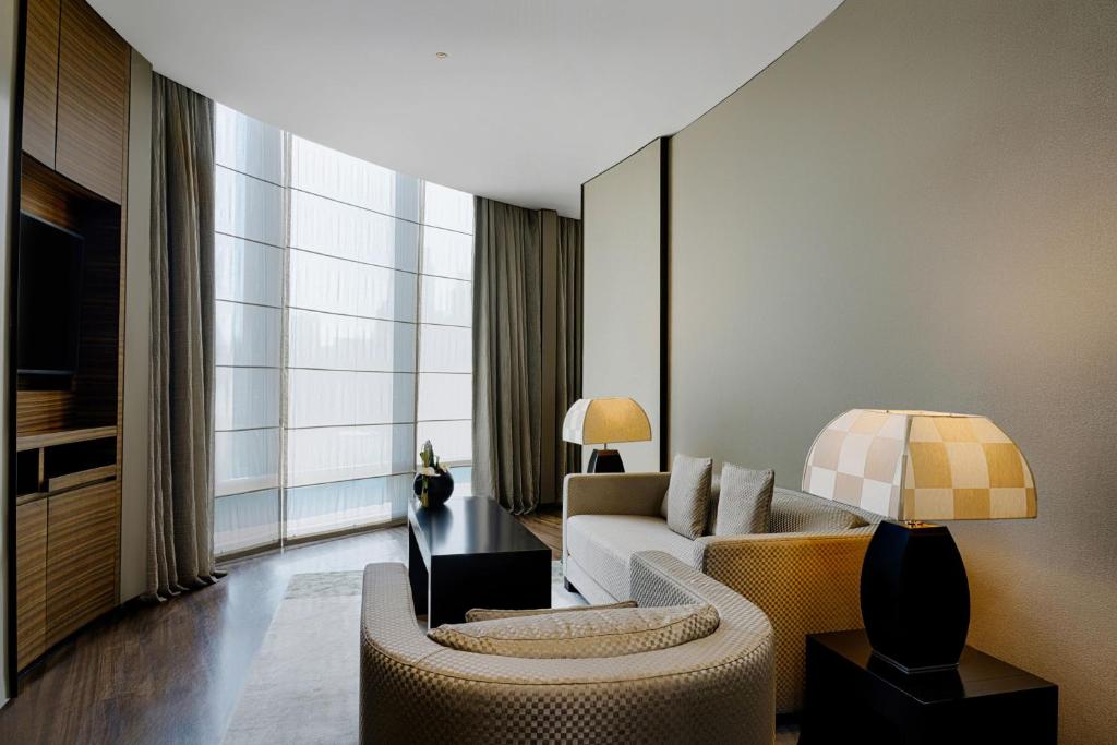 Armani Hotel Dubai, Burj Khalifa - Armani Premiere Room