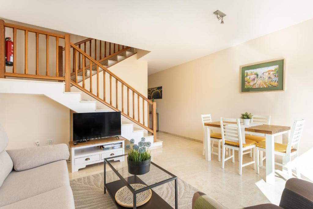 Televízia a/alebo spoločenská miestnosť v ubytovaní Fragata - Vivienda vacacional