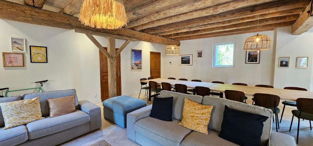 Posezení v ubytování Chambre d'hôtes de charme L'Evasida Les Échappées Belles