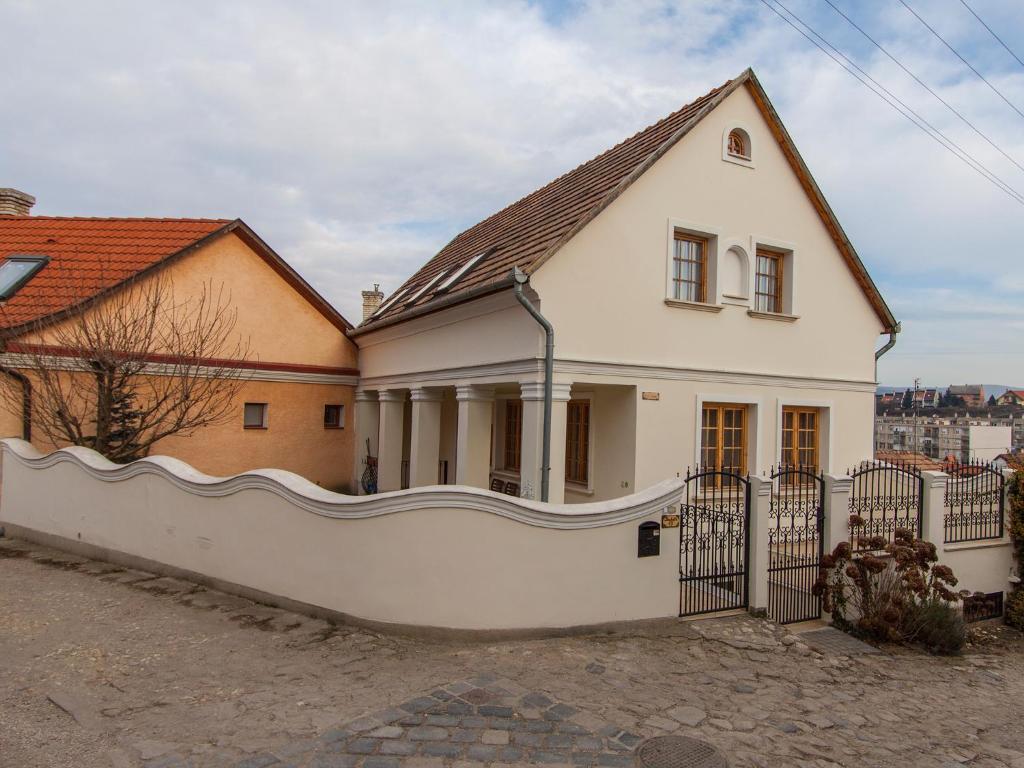 Budova, kde se penzion nachází