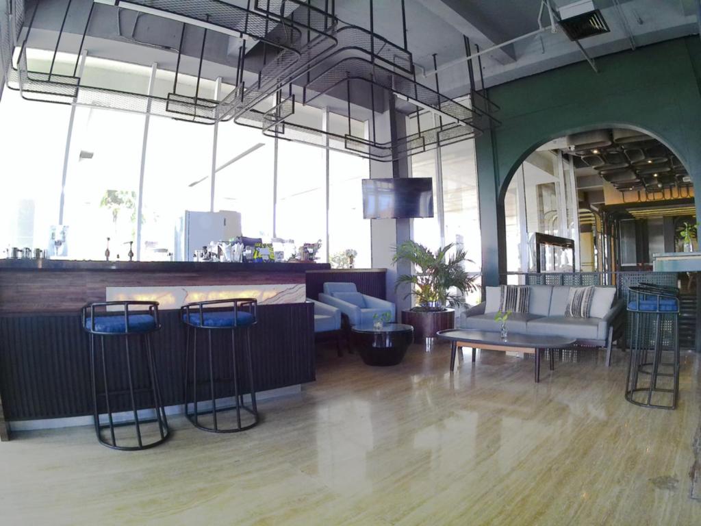 Restaurace v ubytování Luminor Hotel Jambi Kebun Jeruk By WH