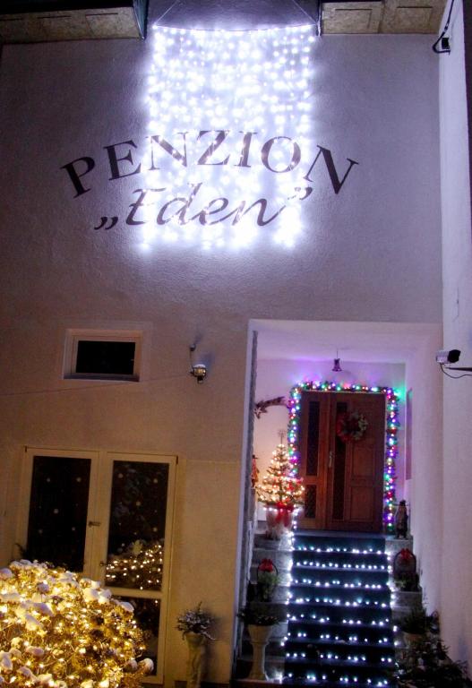 Fotografie z fotogalerie ubytování Villa Anastazis - Penzion Eden v destinaci Karlovy Vary