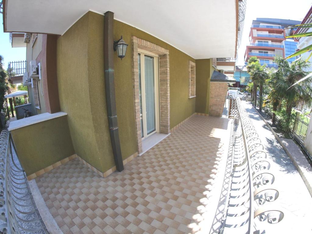 Budynek, w którym mieści się apartament