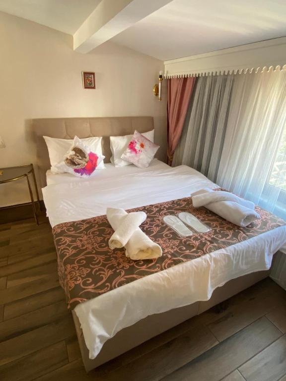 Bosphorus Bridge - Quadruple Room With Balcony