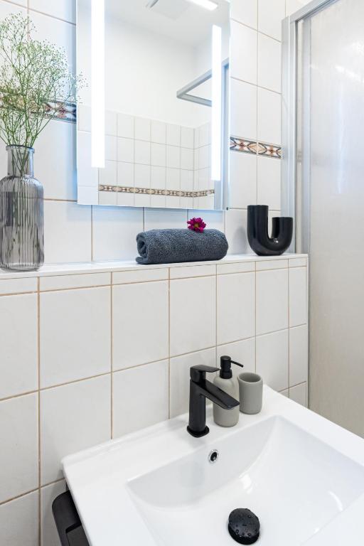 SweetHome - Zentral - Küche & Parkplatz, WiFi - Studio -appartement