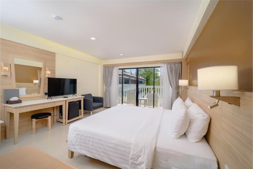 TV a/nebo společenská místnost v ubytování Aonang Buri Resort