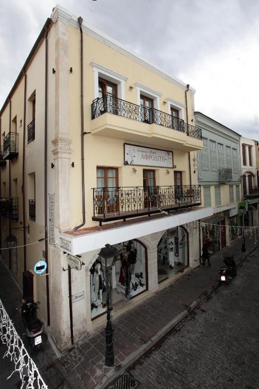 Budova, kde se aparthotel nachází