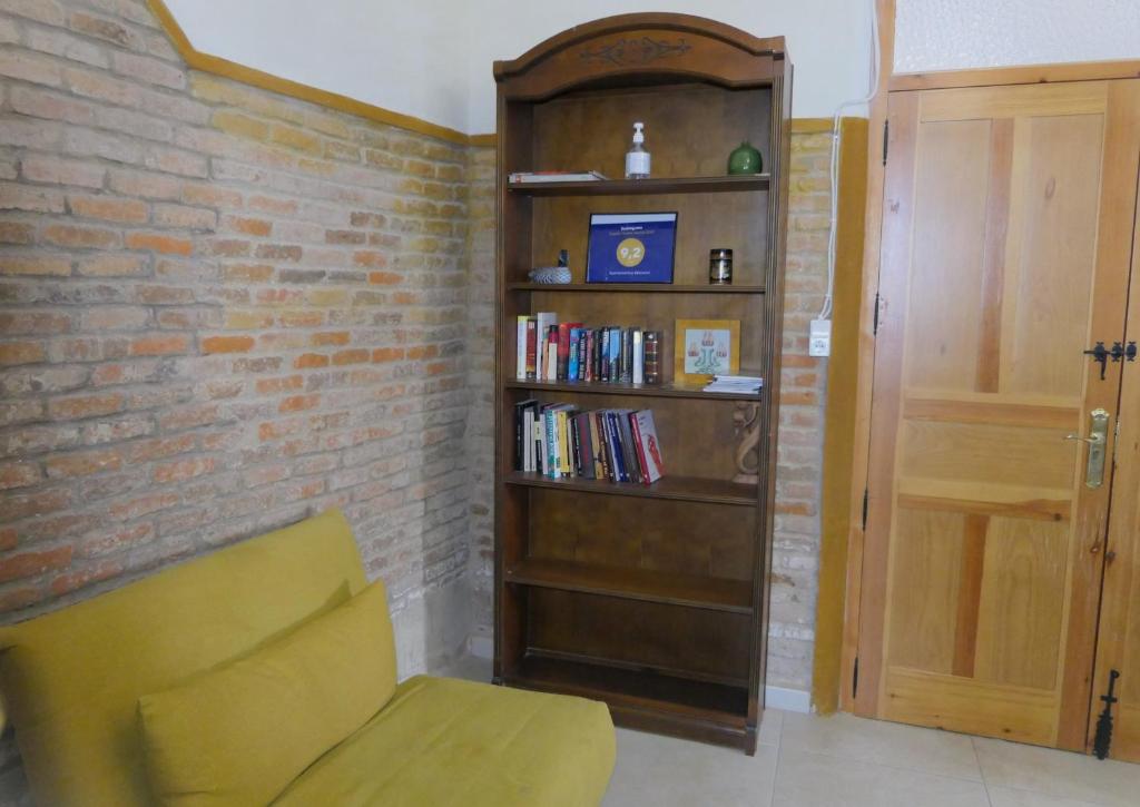 Knižnica v apartmáne