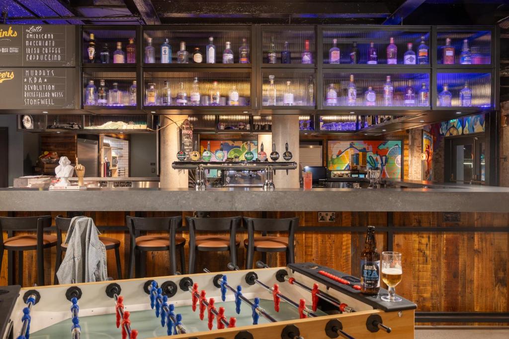 Moxy Cork - Resim 11