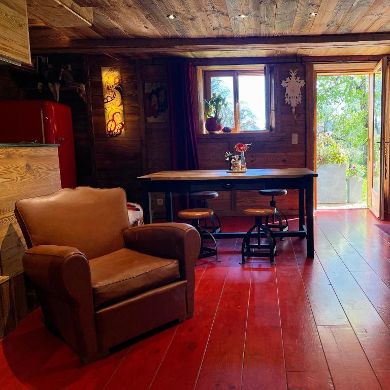 Posezení v ubytování Chalet à Megève-Vauvray - Grands Appartements , vue Mont Blanc