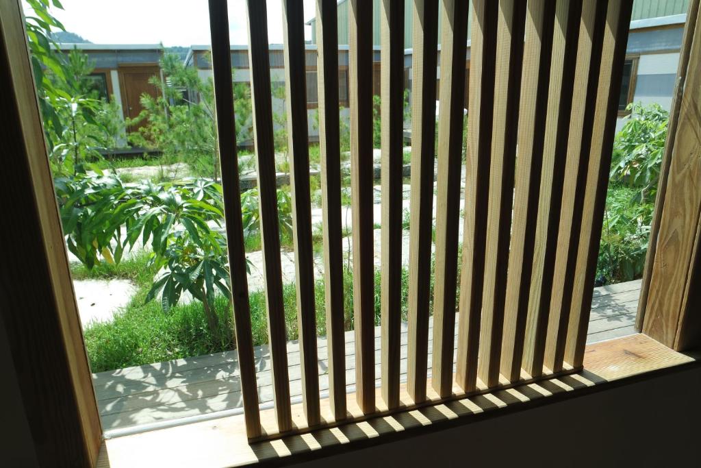 Fan gu xing kong hua yuan min su - Housity