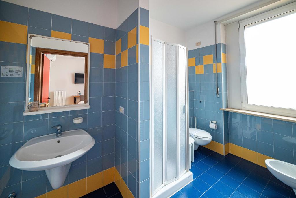 Koupelna v ubytování Phi Hotel Homy Druento