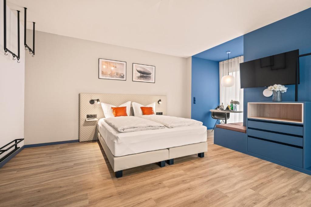 Motel42-Temporary Living - 16