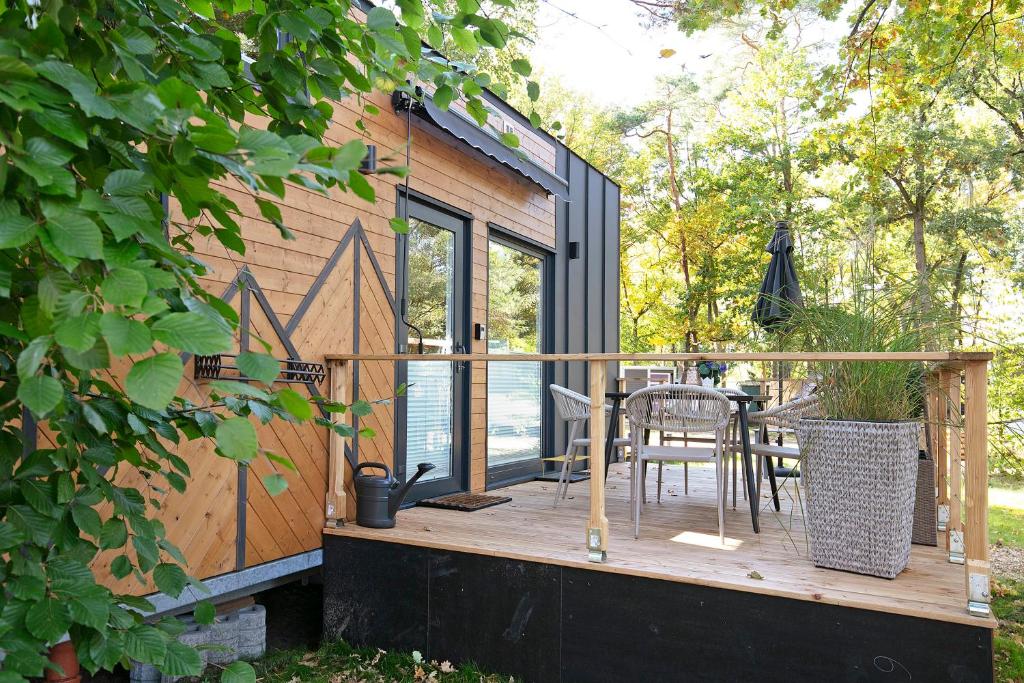 Balkón nebo terasa v ubytování Tiny House Nr 5