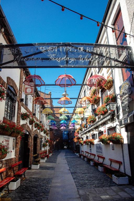 Ramada by Wyndham Belfast - Resim 39