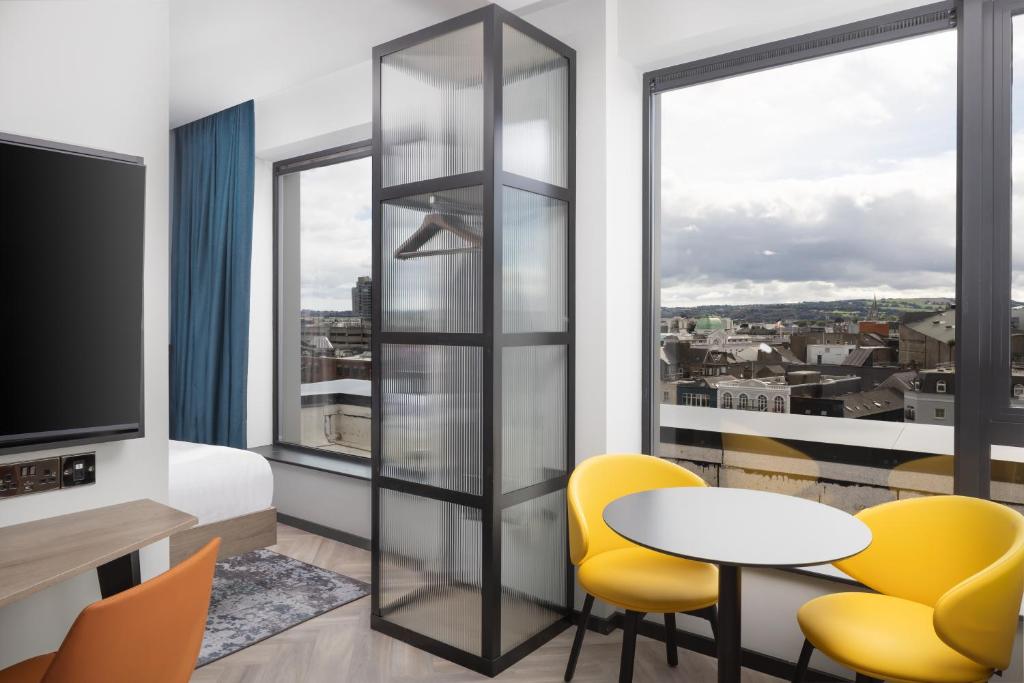 Posezení v ubytování Residence Inn by Marriott Cork