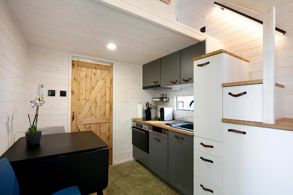Kuchyň nebo kuchyňský kout v ubytování Tiny House Nr 5