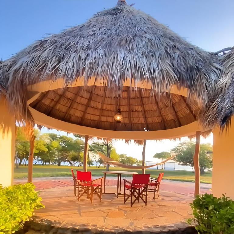 Hotel Punta Teonoste Boutique Beachfront Resort - Deluxe Family Room With A/C