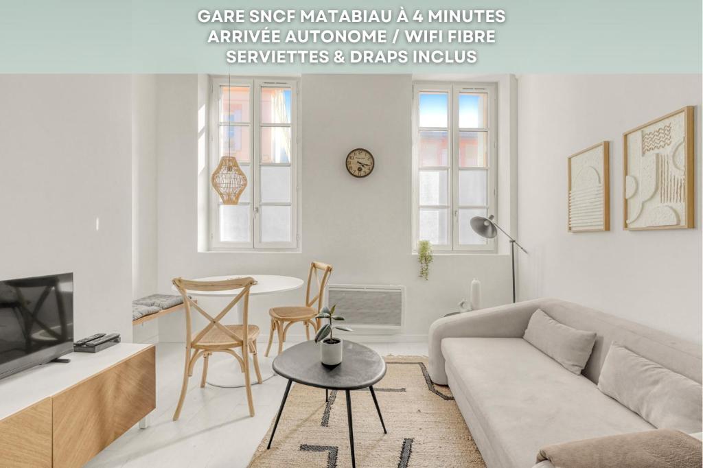 Un lugar para sentarse en ღ La Colonne - Métro et Gare Matabiau SNCF à 400m