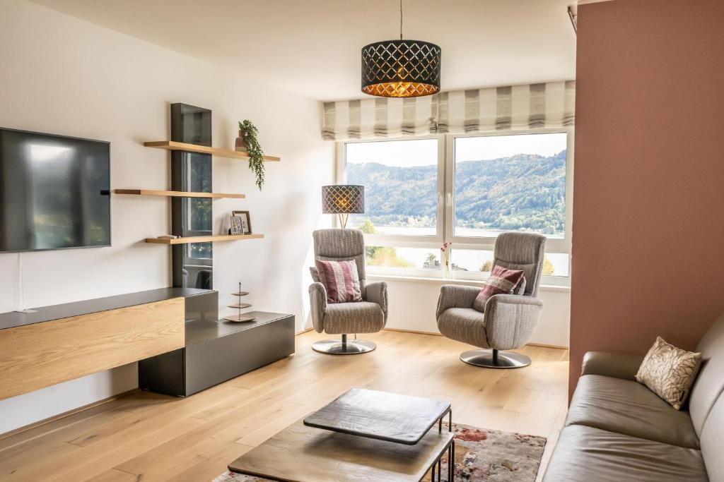 TV a/nebo společenská místnost v ubytování Top 27 Alpe Maritima - Bergruh