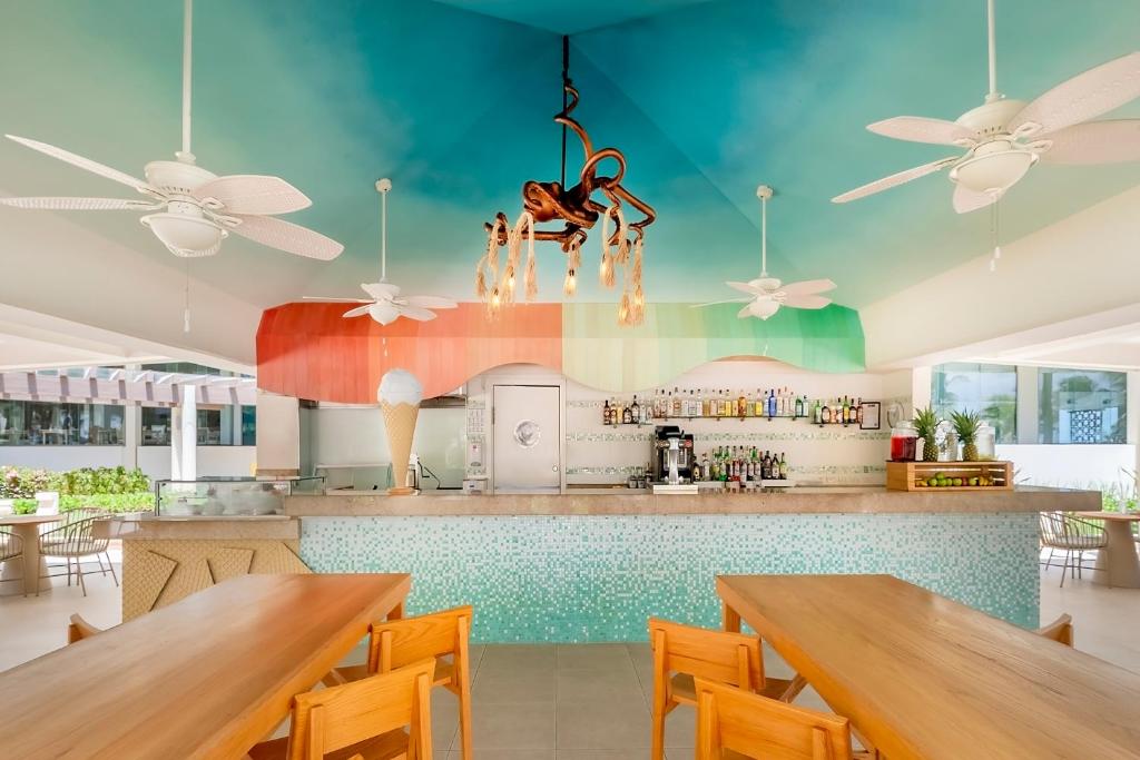 Bazén v ubytování Iberostar Selection Cancún nebo v jeho okolí