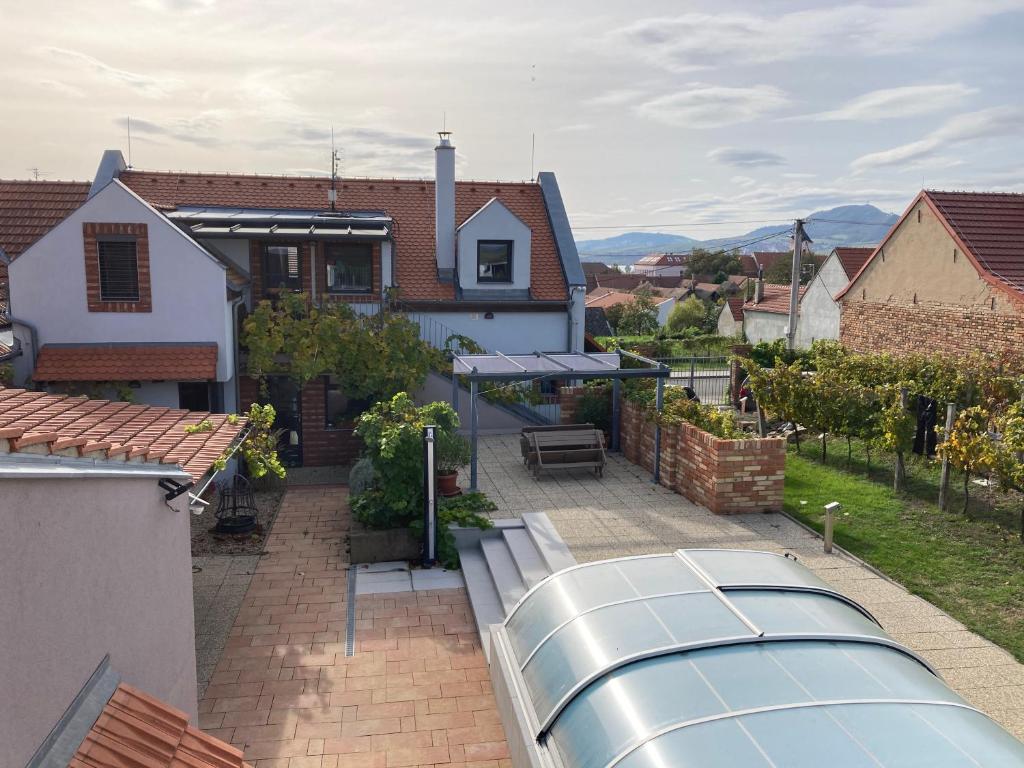 Nespecifikovaný výhled na hory nebo výhled na hory při pohledu z apartmánu
